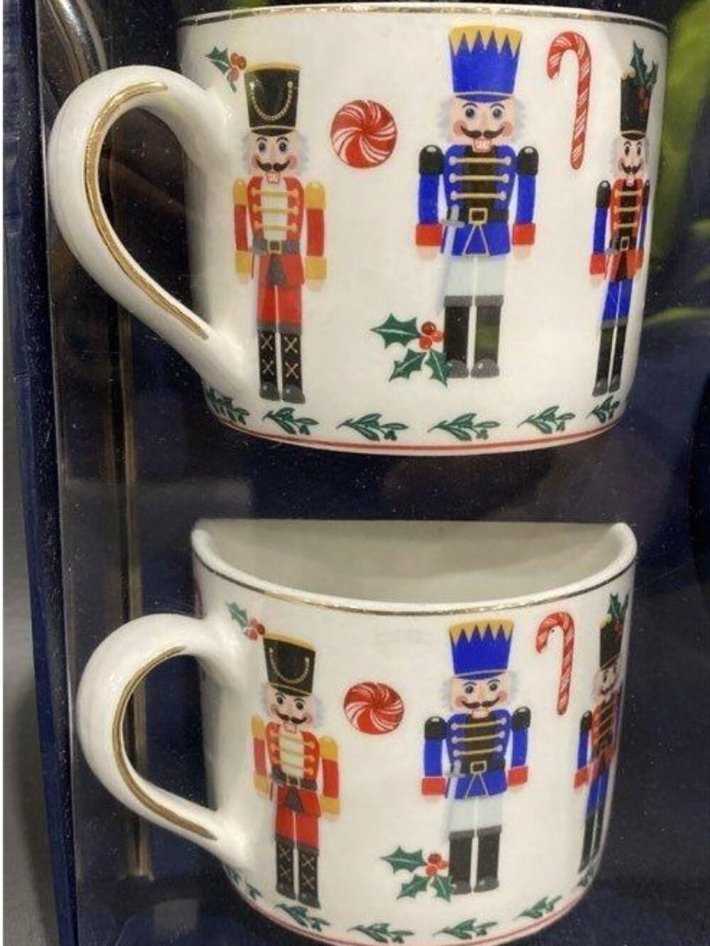 Park Chateau Nutcracker Mugs Set of 4 Fine Porcelain Christmas Holiday Boxed